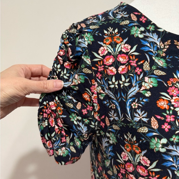 LOFT Floral swing dress with Puff sleeve size M - Picture 4 of 6